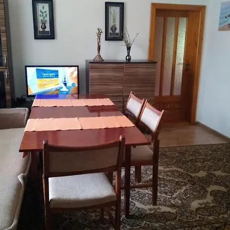 Pid Skeleyu Lazeščyna