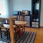Pid Skeleyu Gæstehus Lazeshchyna