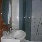 Pid Skeleyu Lazeshchyna